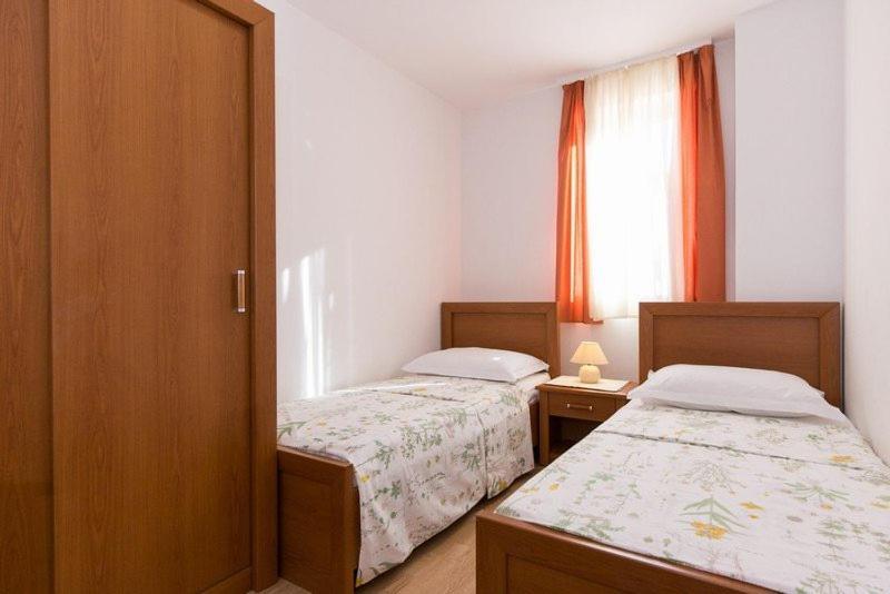 Marija F4 Apartment Krk Town Exterior foto